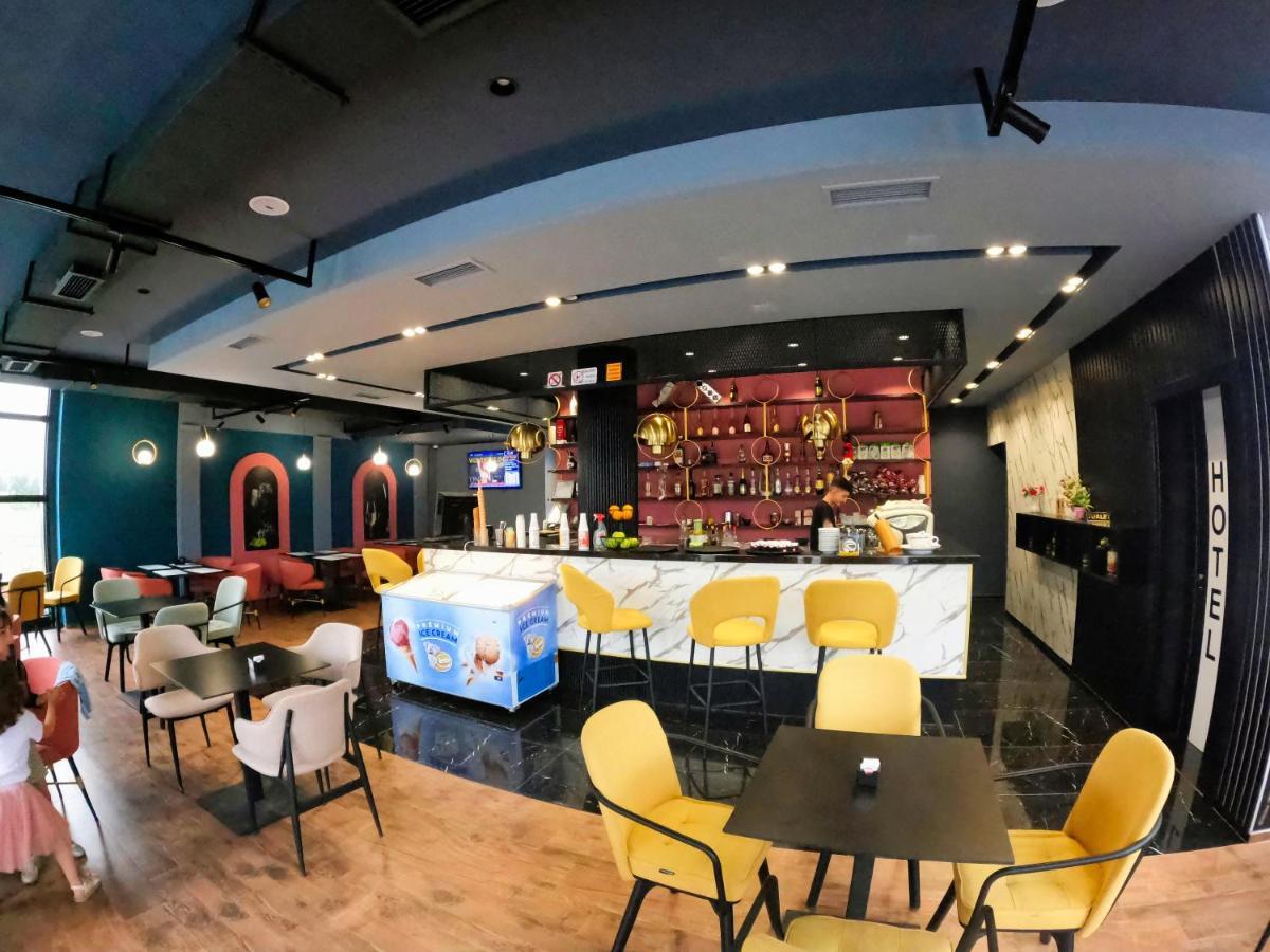Hotel Braxton Shupenze Zewnętrze zdjęcie