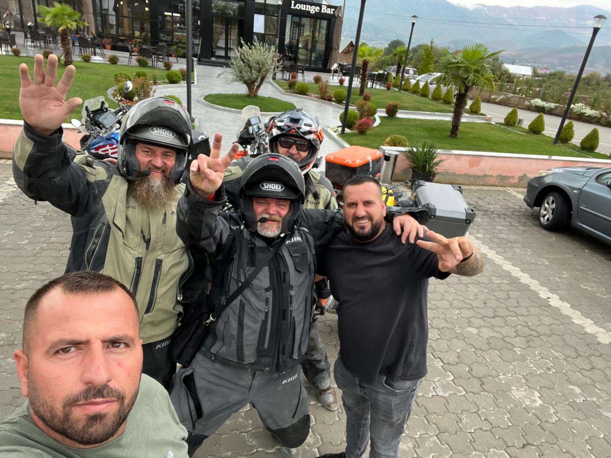 Hotel Braxton Shupenze Zewnętrze zdjęcie